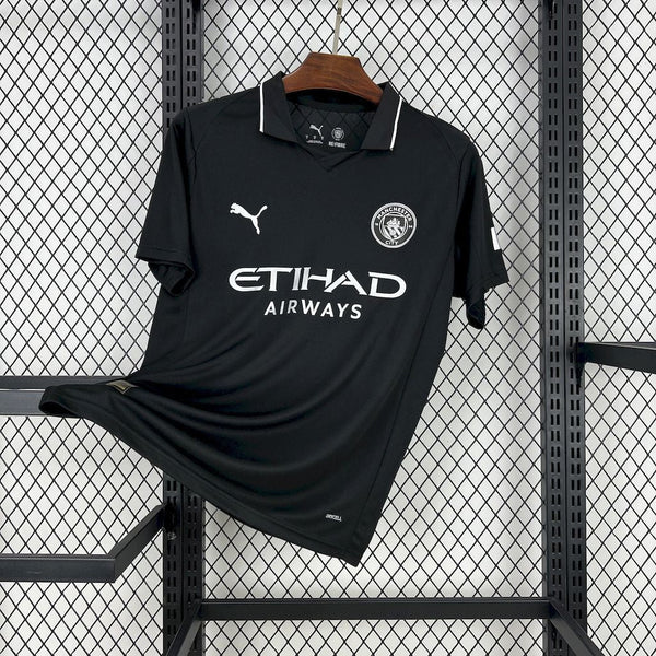 Camisa Pronta Entrega Manchester City Edição Especial 2025/26 - Puma Torcedor Masculina - Preta/Prata