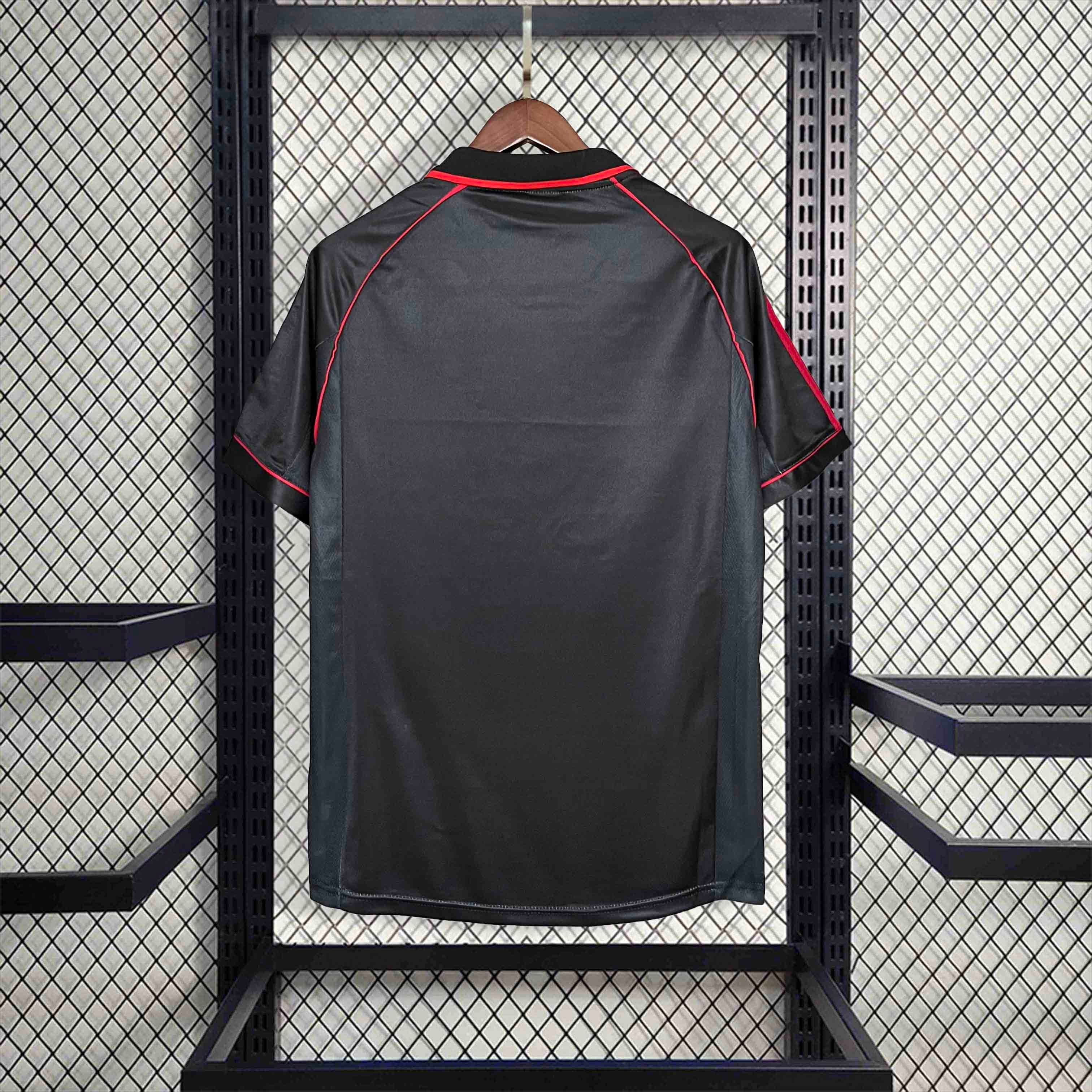 Camisa Pronta Entrega Milan Away 1998/99 - Adidas Retrô Masculina - Preta/Vermelha
