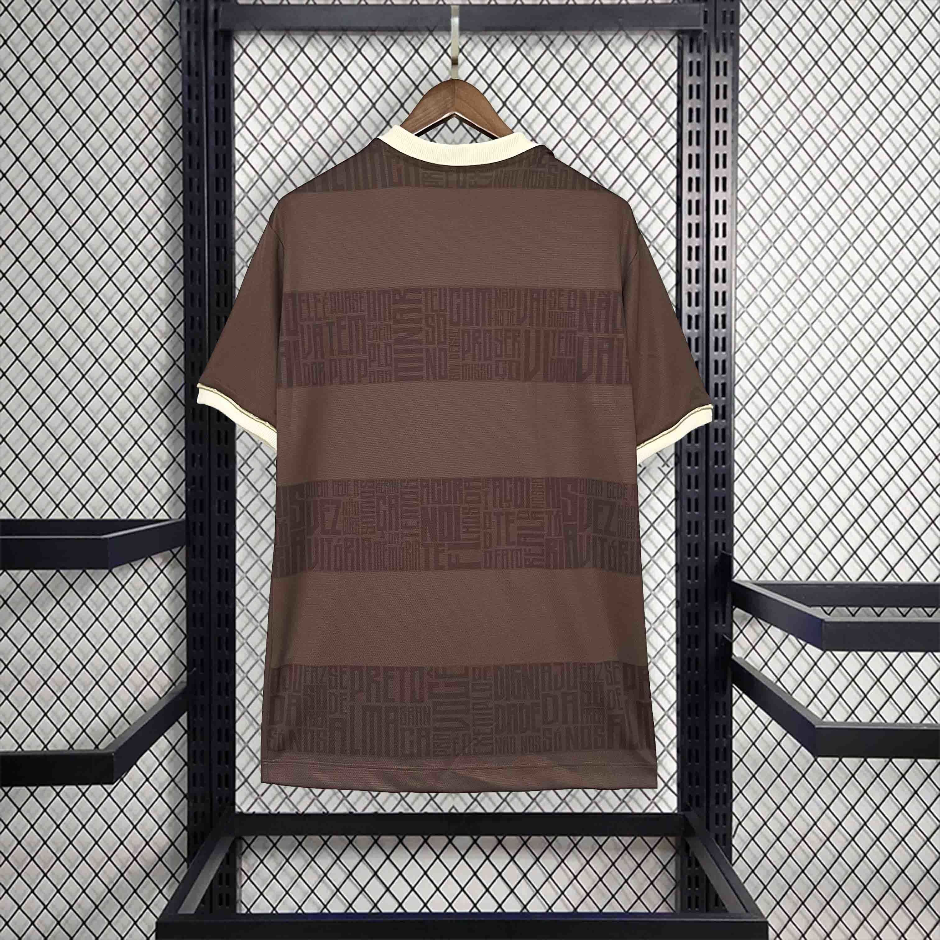 Camisa Pronta Entrega Flamengo Edição Especial 2024/25 - Torcedor Masculina - Marrom/Branca