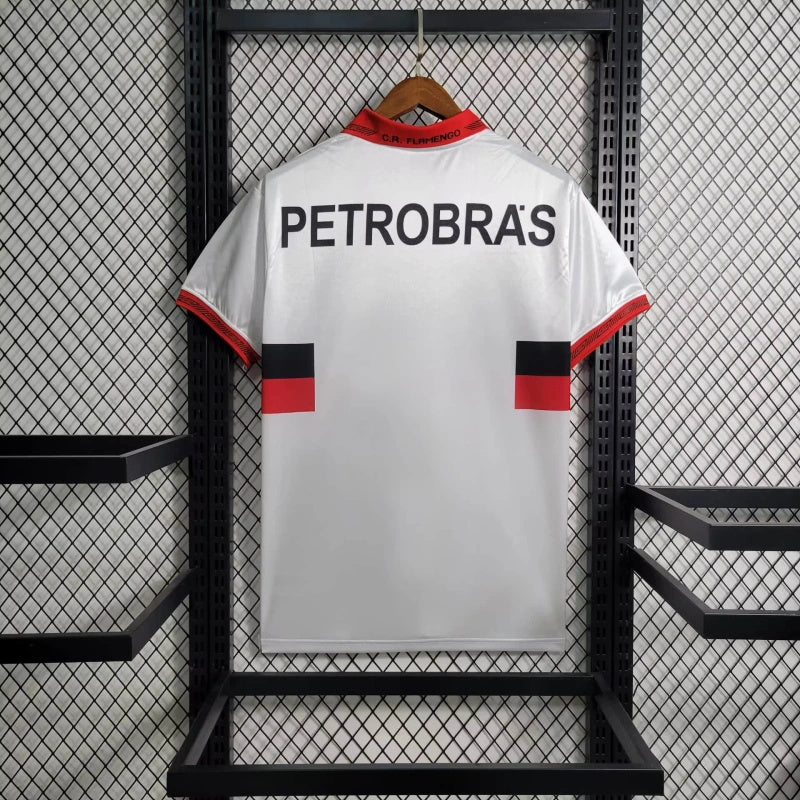 Camisa Pronta Entrega Flamengo 1986/87 - Umbro Retrô Masculina - Branca/Vermelha