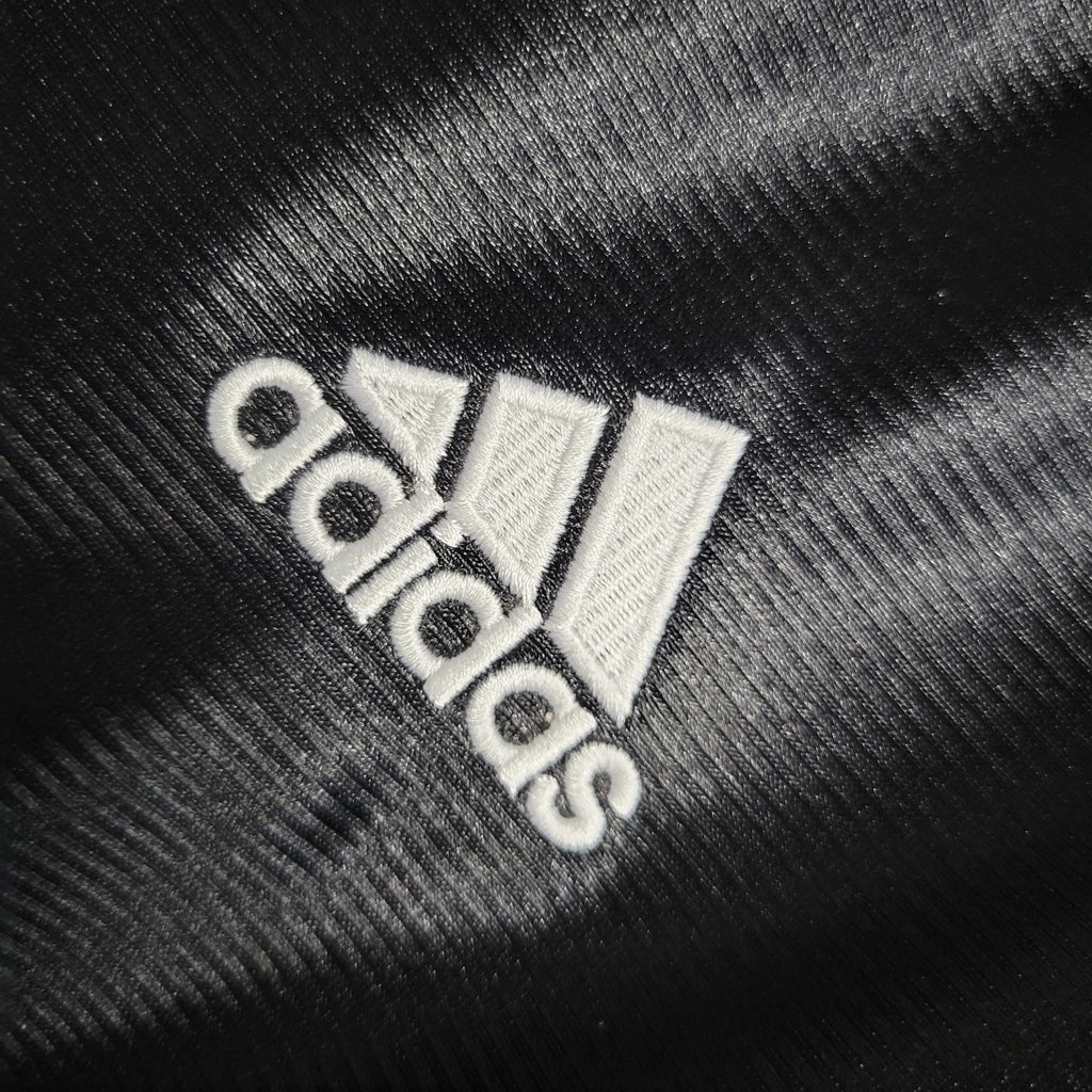Camisa Pronta Entrega Real Madrid Away 1999/01 - Adidas Retrô Masculina - Preta/Laranja