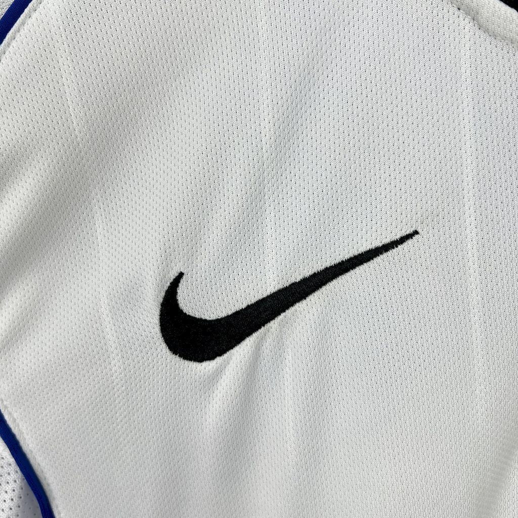 Camisa Pronta Entrega Inter de Milão Away 2004/05 - Nike Retrô Masculina - Branca/Azul
