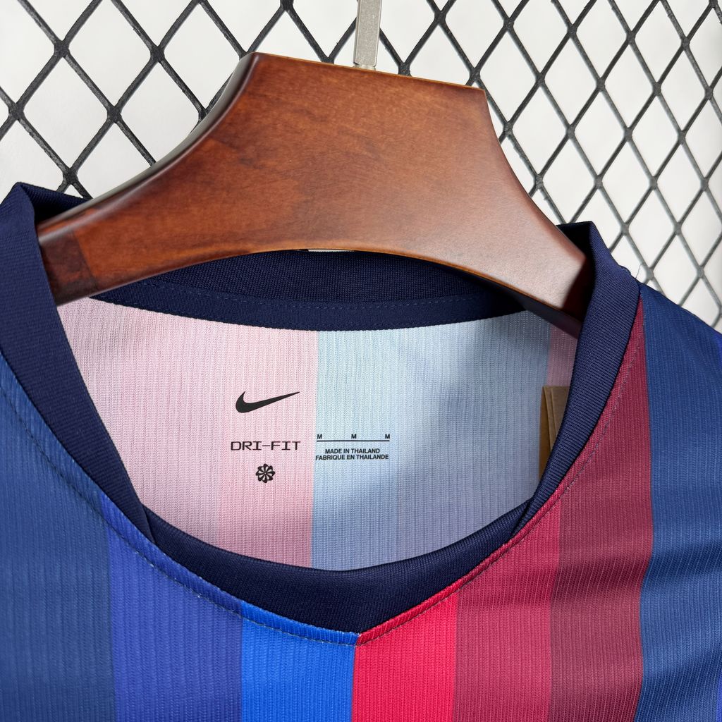 Camisa Pronta Entrega Barcelona Home 2026/27 - Nike Torcedor Masculina - Vermelha/Azul