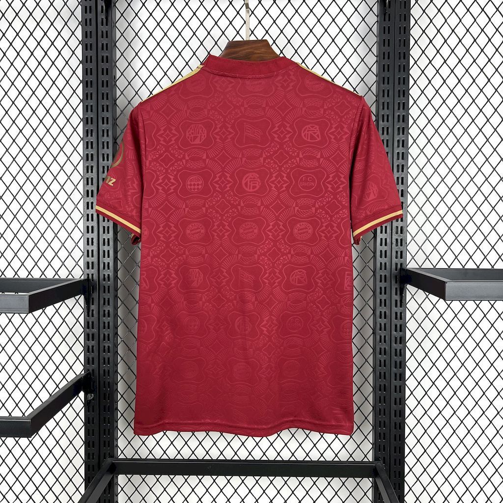 Camisa Pronta Entrega Bayern Munique 125 Anos 2025/26 - Adidas Torcedor Masculina - Bordo/Dourado