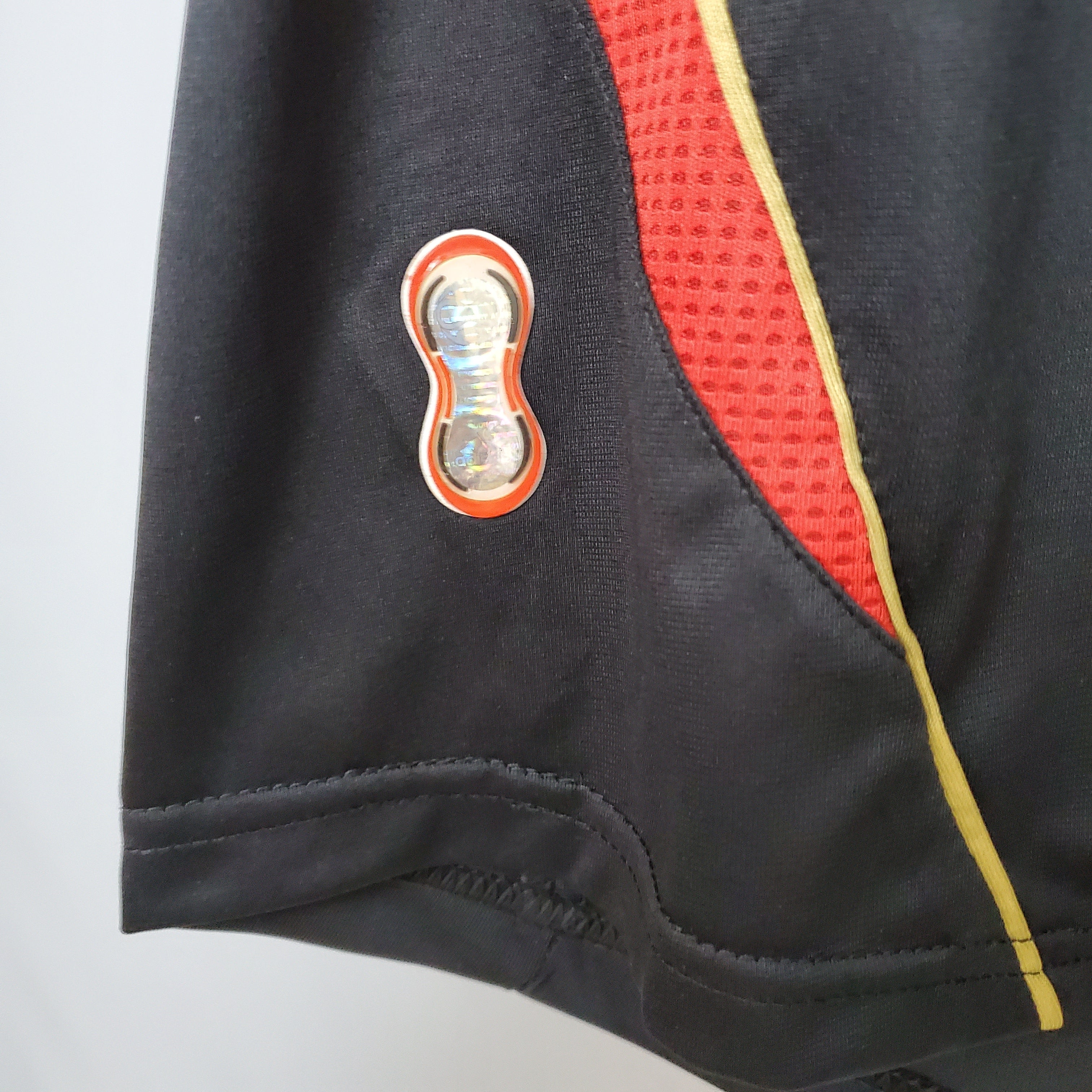 Camisa Pronta Entrega Milan Away 2006/07 - Adidas Retrô Masculina - Preta/Vermelha