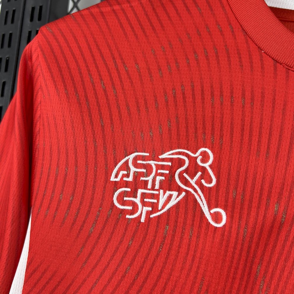 Camisa Pronta Entrega Seleção Suíça Home 2026/27 - Puma Torcedor Masculina - Vermelha/Branca