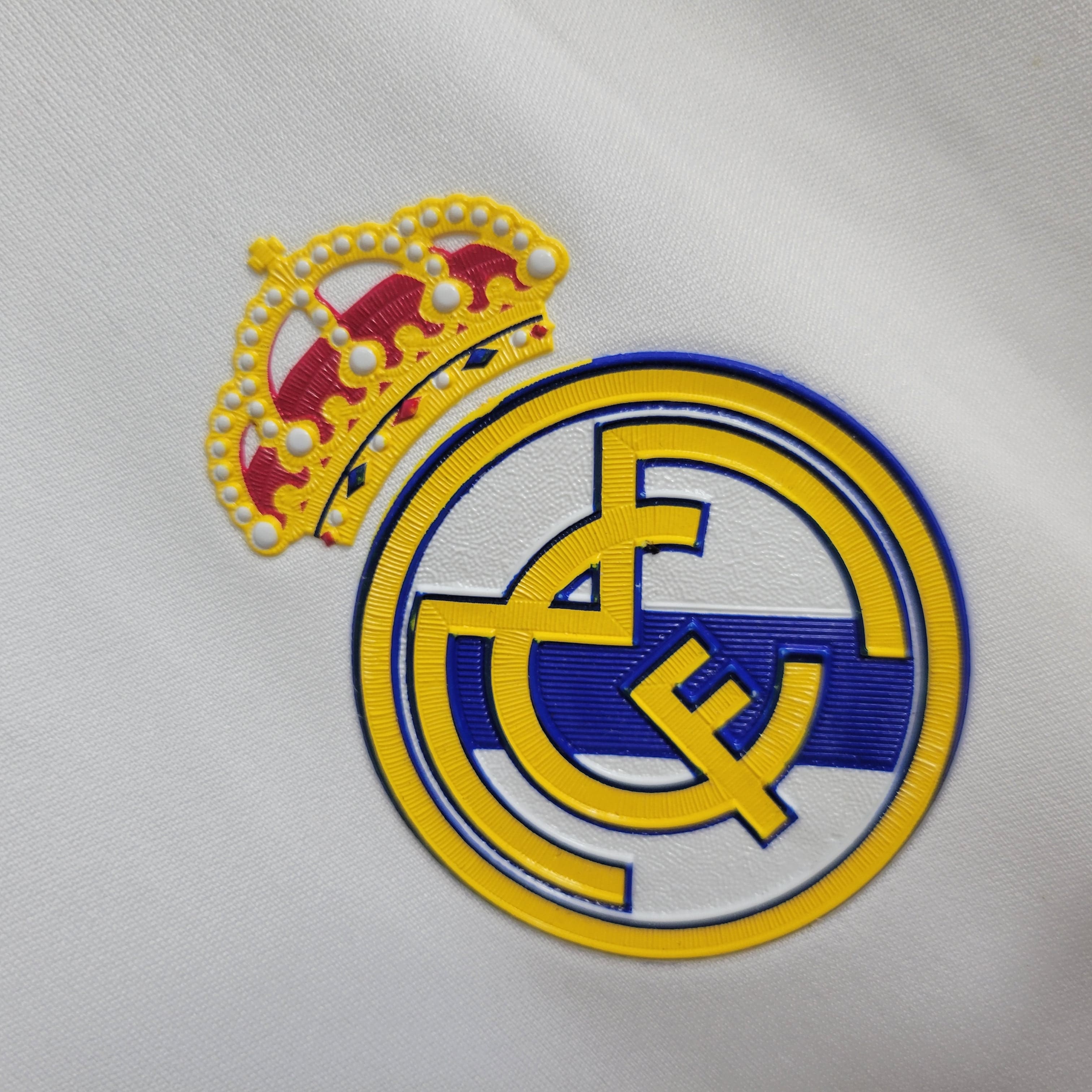 Camisa Manga Longa Pronta Entrega Real Madrid Home 2011/12 - Adidas Retrô Masculina - Branca/Dourada + Patchs Champions League