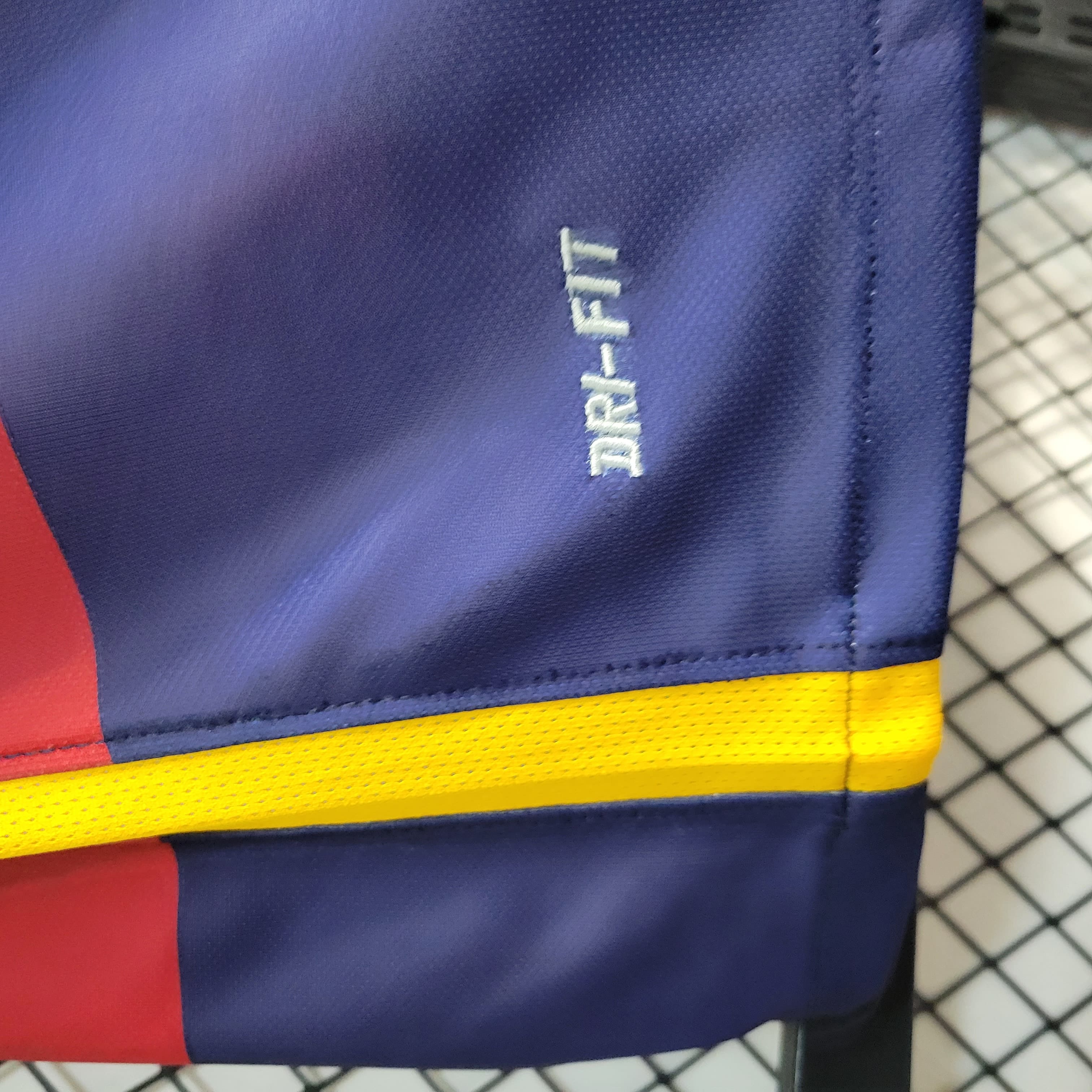 Camisa Pronta Entrega Barcelona Home 2015/16 - Nike Retrô Masculina - Azul/Vermelha