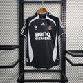 Camisa Pronta Entrega Real Madrid Away 2006/07 - Adidas Retrô Masculina - Preta/Branca
