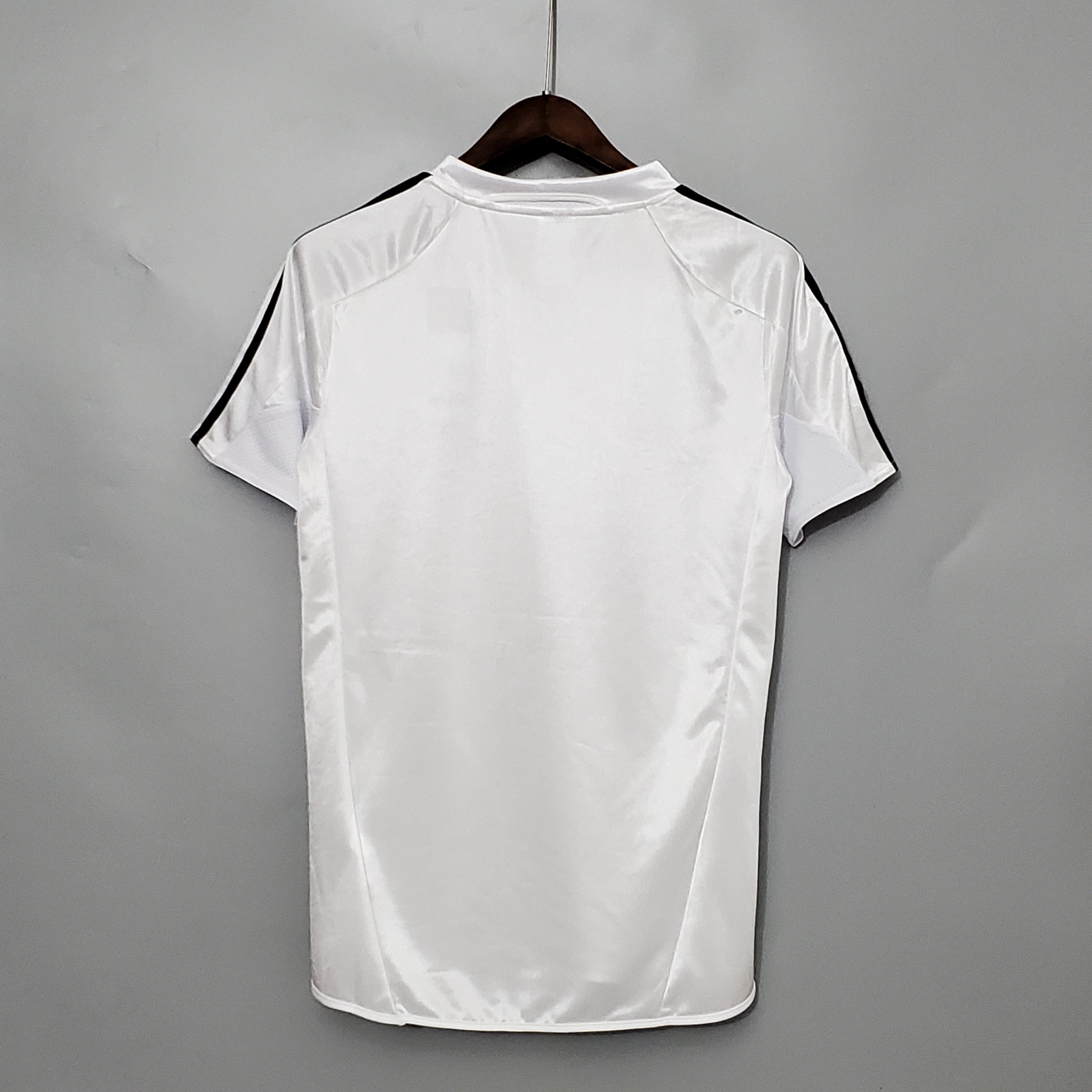 Camisa Pronta Entrega Real Madrid Home 2004/05 - Adidas Retrô Masculina - Branca/Preta