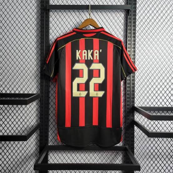 camisa-pronta-entrega-ac-milan-rossoneri-home-titular-1-2006-07-adidas-retro-masculina-masculino-bwin-vermelho-vermelha-preto-preta-kaka-sheva-shevchenko-pirlo-seedorf-nesta-maldini