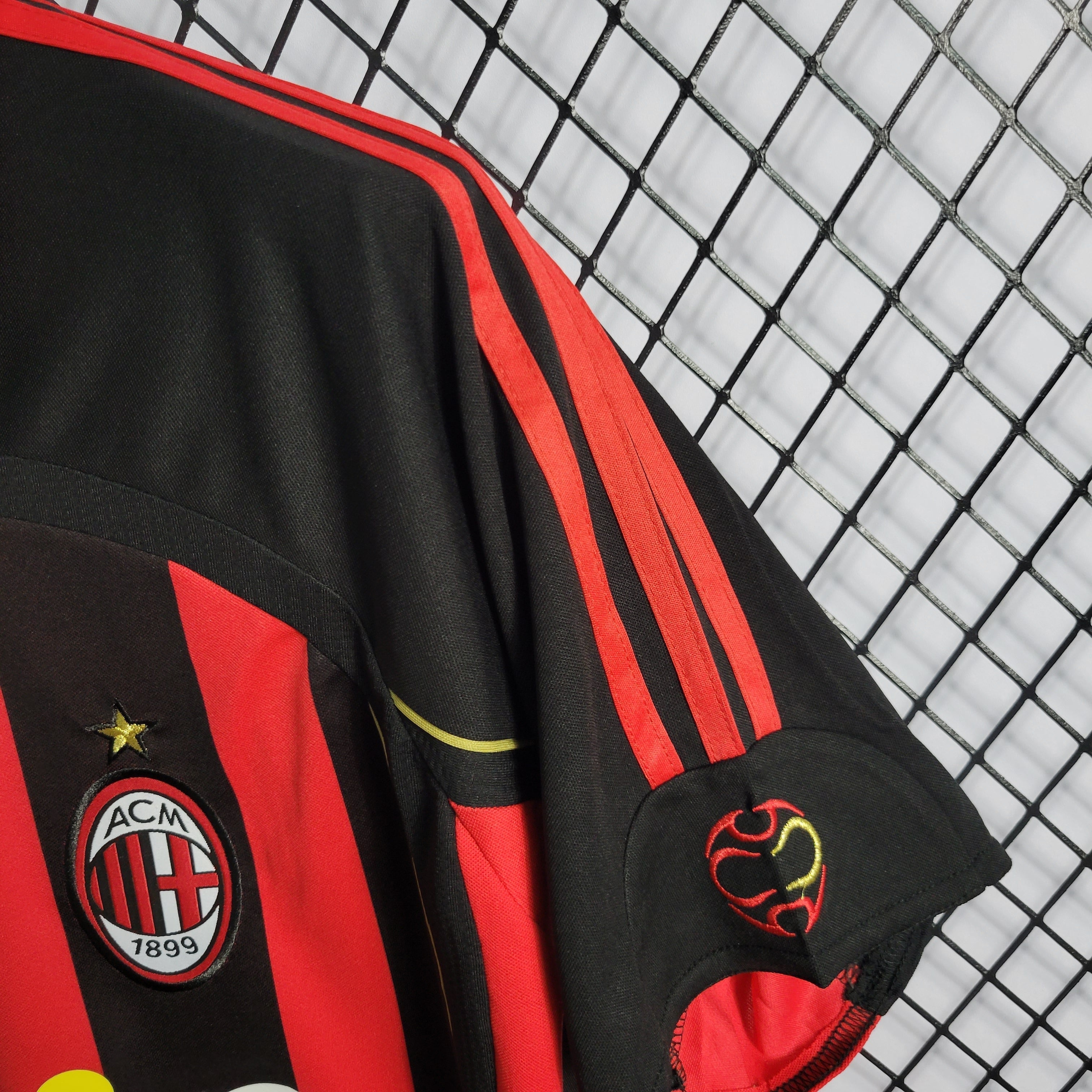 camisa-pronta-entrega-ac-milan-rossoneri-home-titular-1-2006-07-adidas-retro-masculina-masculino-bwin-vermelho-vermelha-preto-preta-kaka-sheva-shevchenko-pirlo-seedorf-nesta-maldini