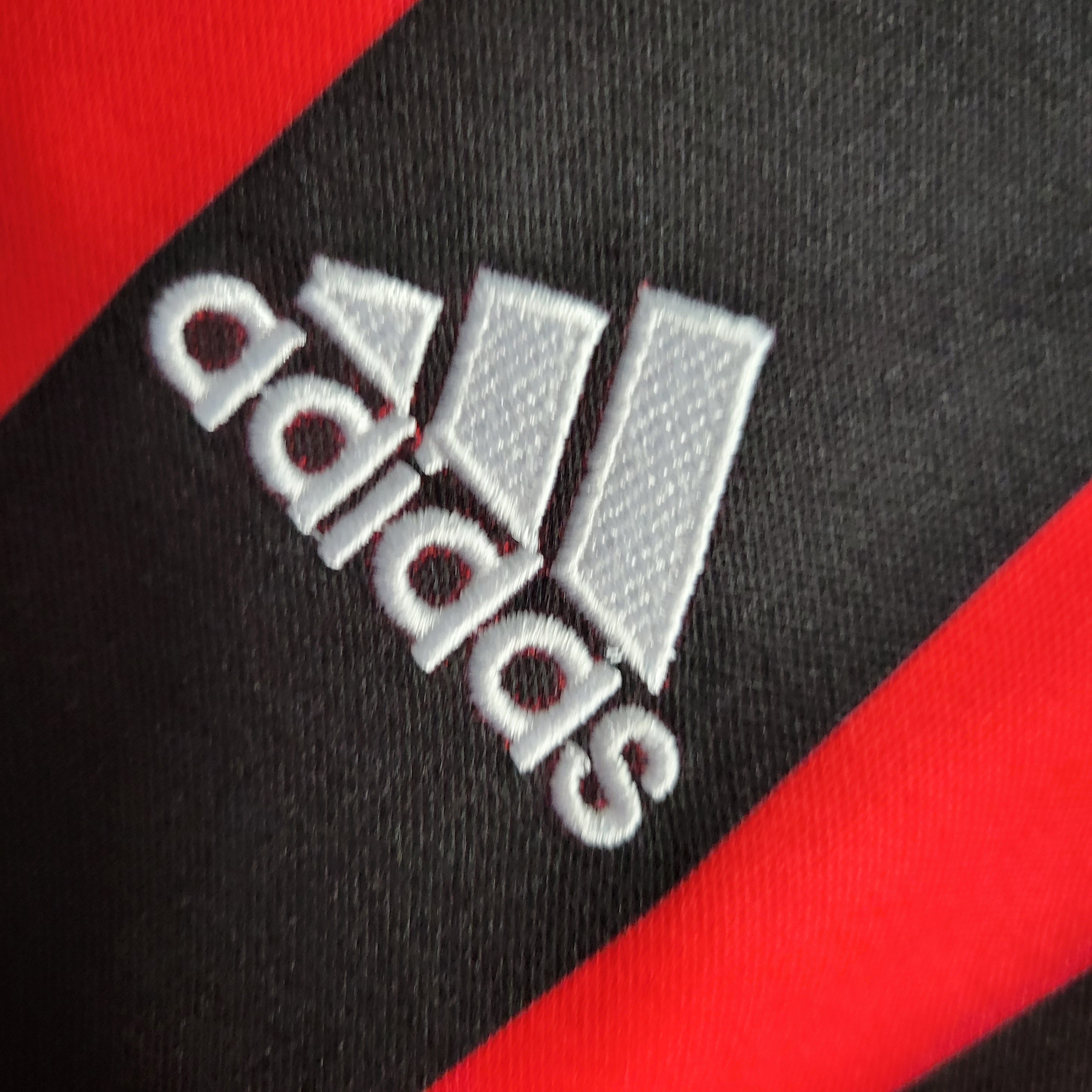 camisa-pronta-entrega-ac-milan-rossoneri-home-titular-1-2006-07-adidas-retro-masculina-masculino-bwin-vermelho-vermelha-preto-preta-kaka-sheva-shevchenko-pirlo-seedorf-nesta-maldini