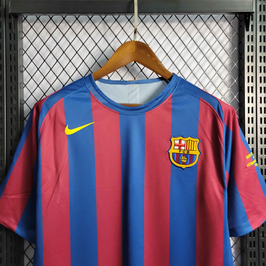 camisa-pronta-entrega-barcelona-barca-home-titular-1-2005-06-nike-retro-masculina-masculino-vermelho-vermelha-azul-ronaldinho-messi-etoo-deco-xavi-puyol