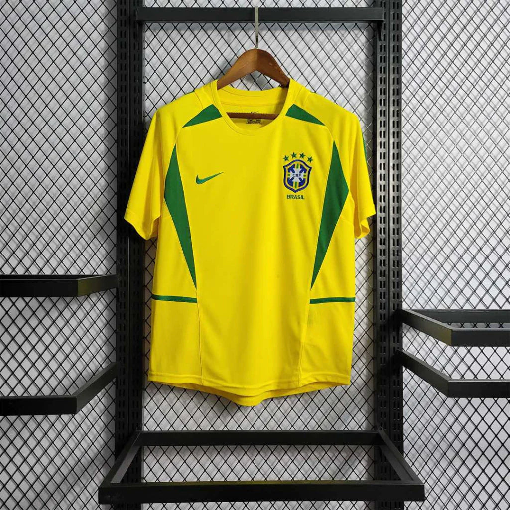 camisa-pronta-entrega-brasil-selecao-brasileira-home-titular-1-2002-nike-retro-masculina-masculino-amarelo-amarela-verde-ronaldo-rivaldo-ronaldinho-cafu-roberto-carlos