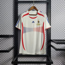 camisa-pronta-entrega-franca-selecao-francesa-home-titular-1-2006-07-adidas-retro-masculina-masculino-azul-branco-branca-vermelho-vermelha-zidane-henry-ribery-thuram-makelele