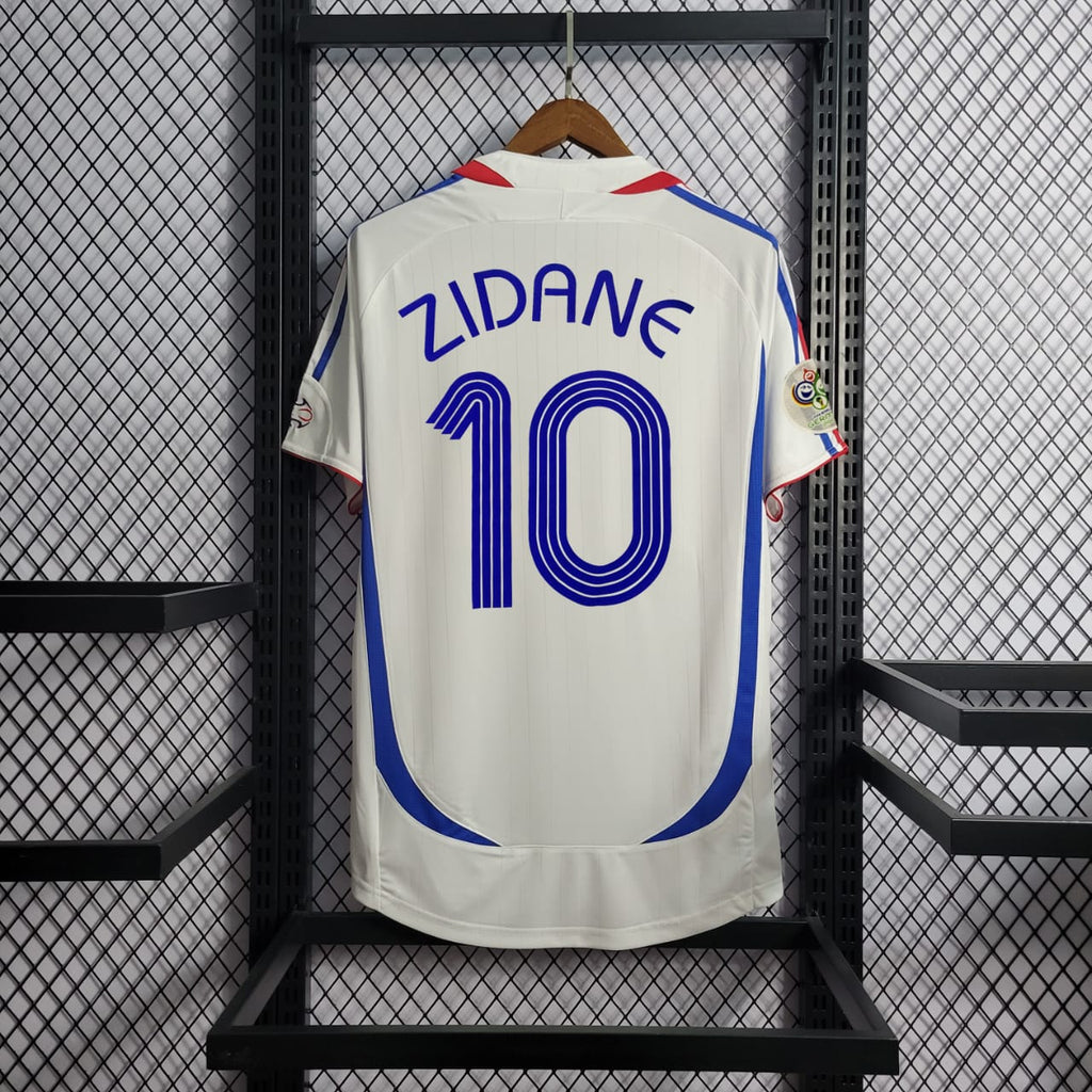 camisa-pronta-entrega-franca-selecao-francesa-home-titular-1-2006-07-adidas-retro-masculina-masculino-azul-branco-branca-vermelho-vermelha-zidane-henry-ribery-thuram-makelele