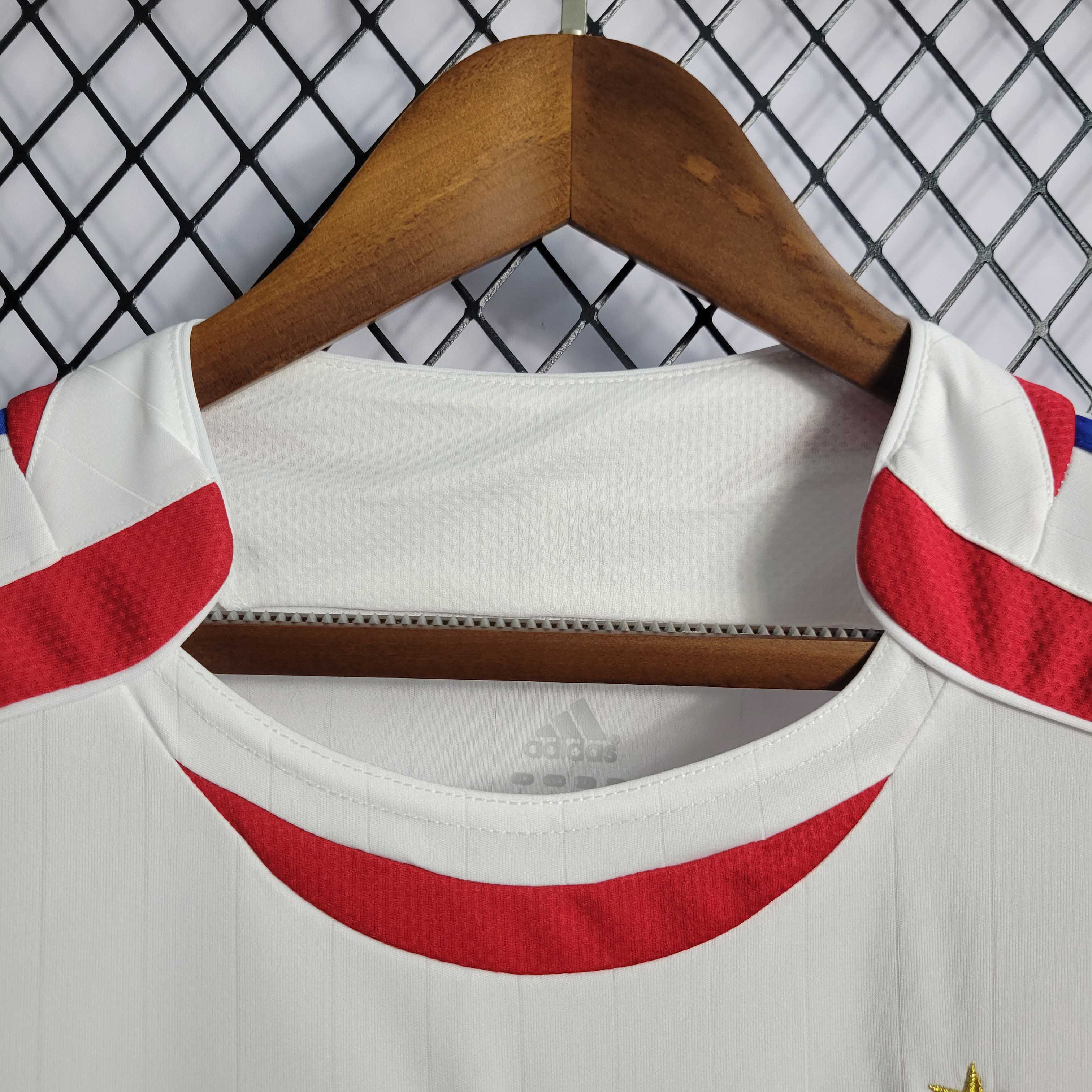 camisa-pronta-entrega-franca-selecao-francesa-home-titular-1-2006-07-adidas-retro-masculina-masculino-azul-branco-branca-vermelho-vermelha-zidane-henry-ribery-thuram-makelele