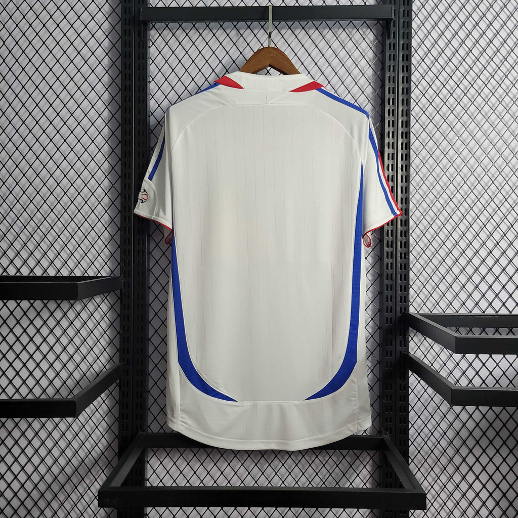 camisa-pronta-entrega-franca-selecao-francesa-home-titular-1-2006-07-adidas-retro-masculina-masculino-azul-branco-branca-vermelho-vermelha-zidane-henry-ribery-thuram-makelele