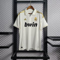 camisa-pronta-entrega-real-madrid-merengues-home-titular-1-2011-12-adidas-retro-masculina-masculino-bwin-la-liga-champions-branco-branca-dourado-dourada-cristiano-ronaldo-benzema-ozil-ramos