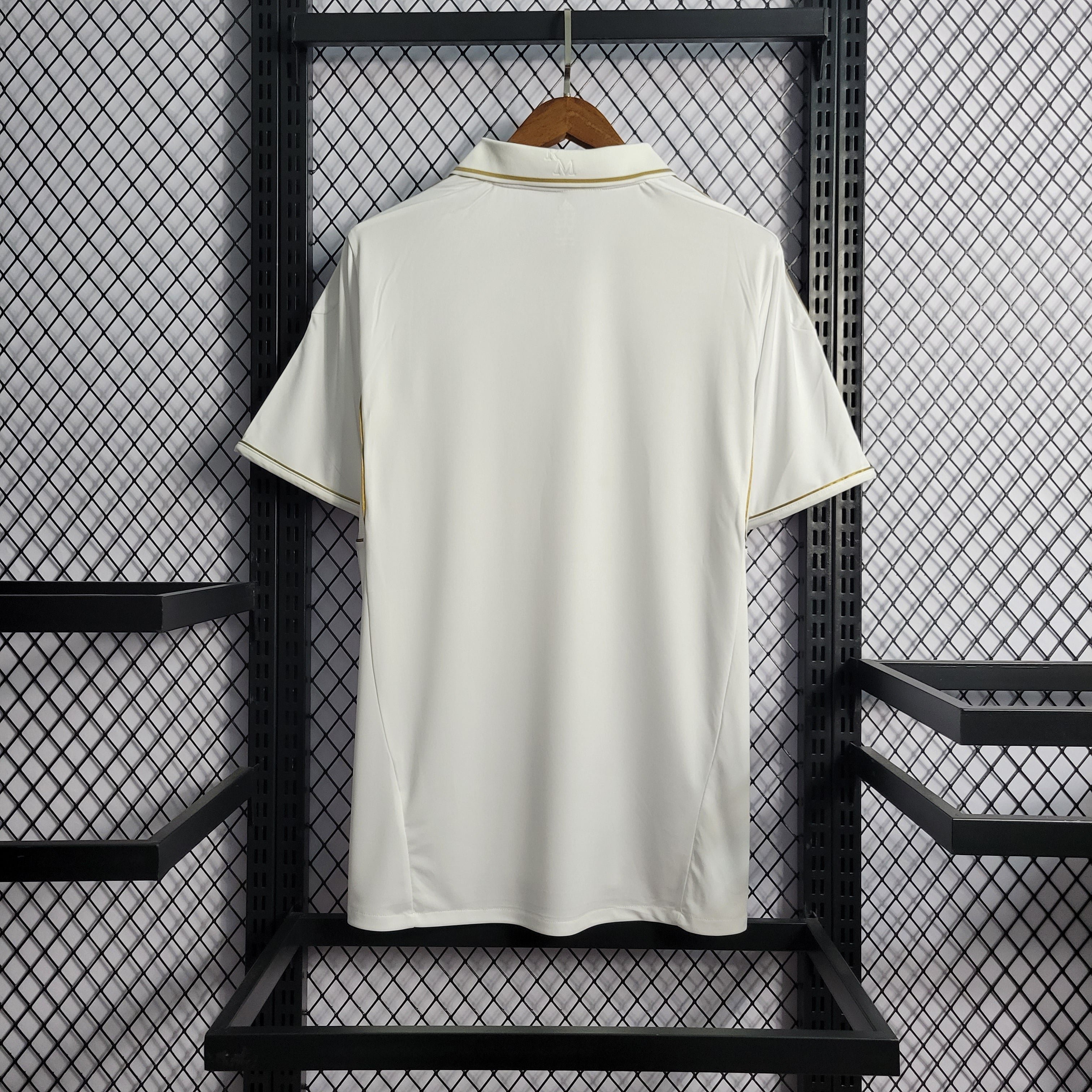 camisa-pronta-entrega-real-madrid-merengues-home-titular-1-2011-12-adidas-retro-masculina-masculino-bwin-la-liga-champions-branco-branca-dourado-dourada-cristiano-ronaldo-benzema-ozil-ramos