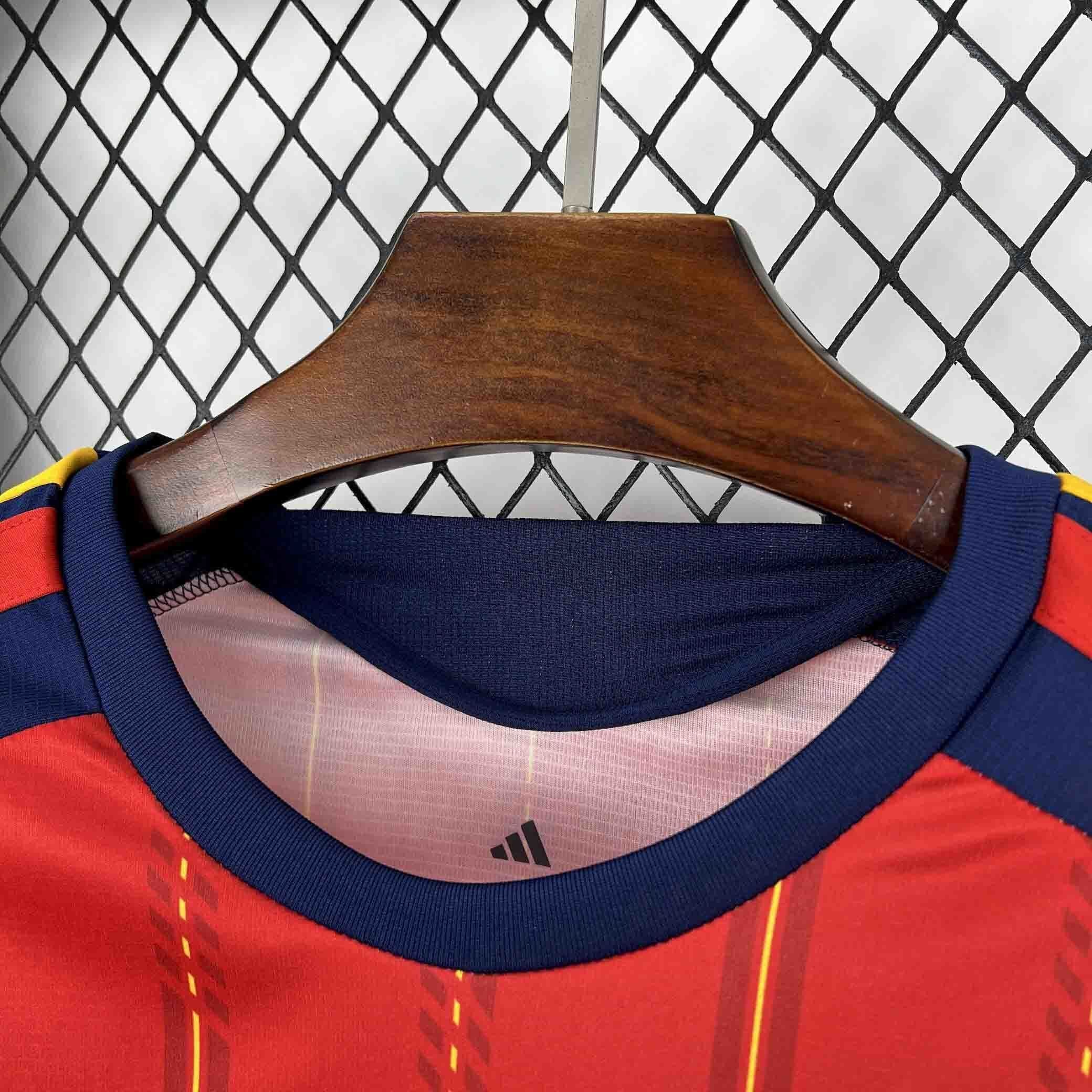 Camisa Pronta Entrega Seleção Espanha Home 2026/27 - Adidas Torcedor Masculina - Vermelha/Azul