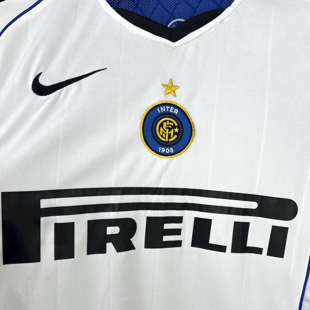 Camisa Pronta Entrega Inter de Milão Away 2004/05 - Nike Retrô Masculina - Branca/Azul