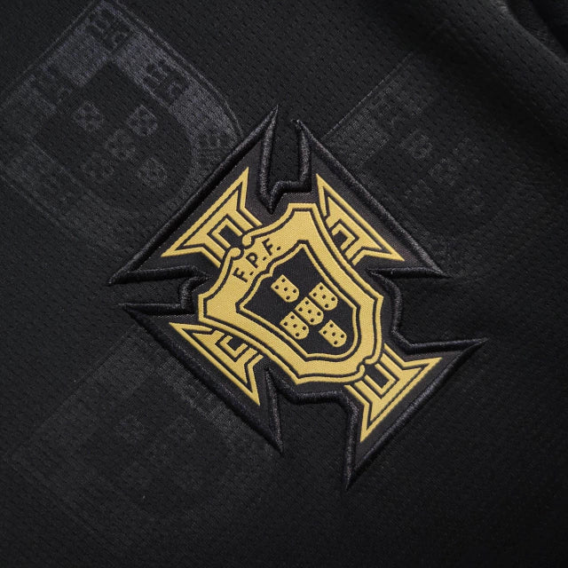 Camisa Pronta Entrega Seleção Portugal Away 2026/27 - Puma Torcedor Masculina - Preta