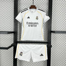 Kit Infantil Pronta Entrega Real Madrid Home 2025/26 - Adidas Torcedor - Branca/Preta