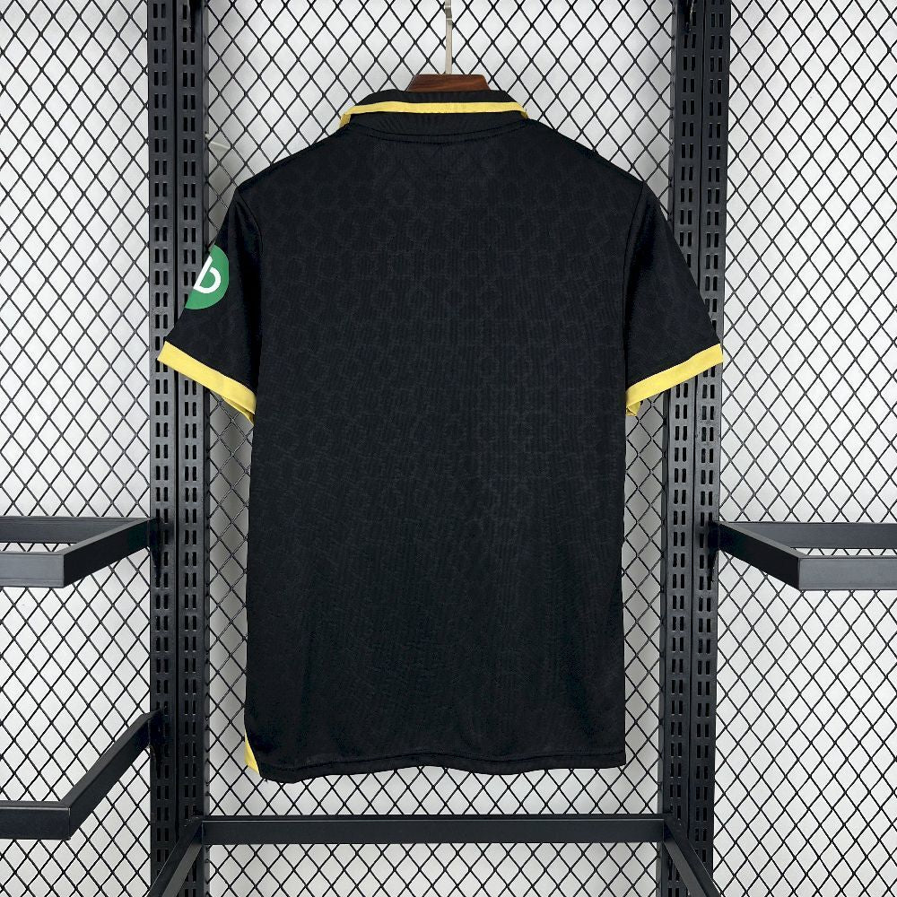 Camisa Pronta Entrega West Ham Edição Black 2025/26 - Umbro Torcedor Masculina - Preta/Dourado