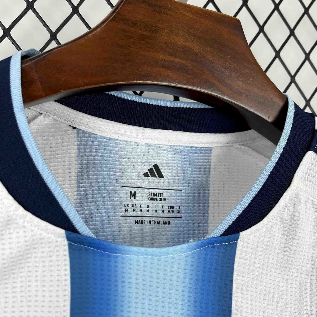 Camisa Pronta Entrega Seleção Argentina Home 2026/27 - Adidas Torcedor Masculina - Branca/Azul