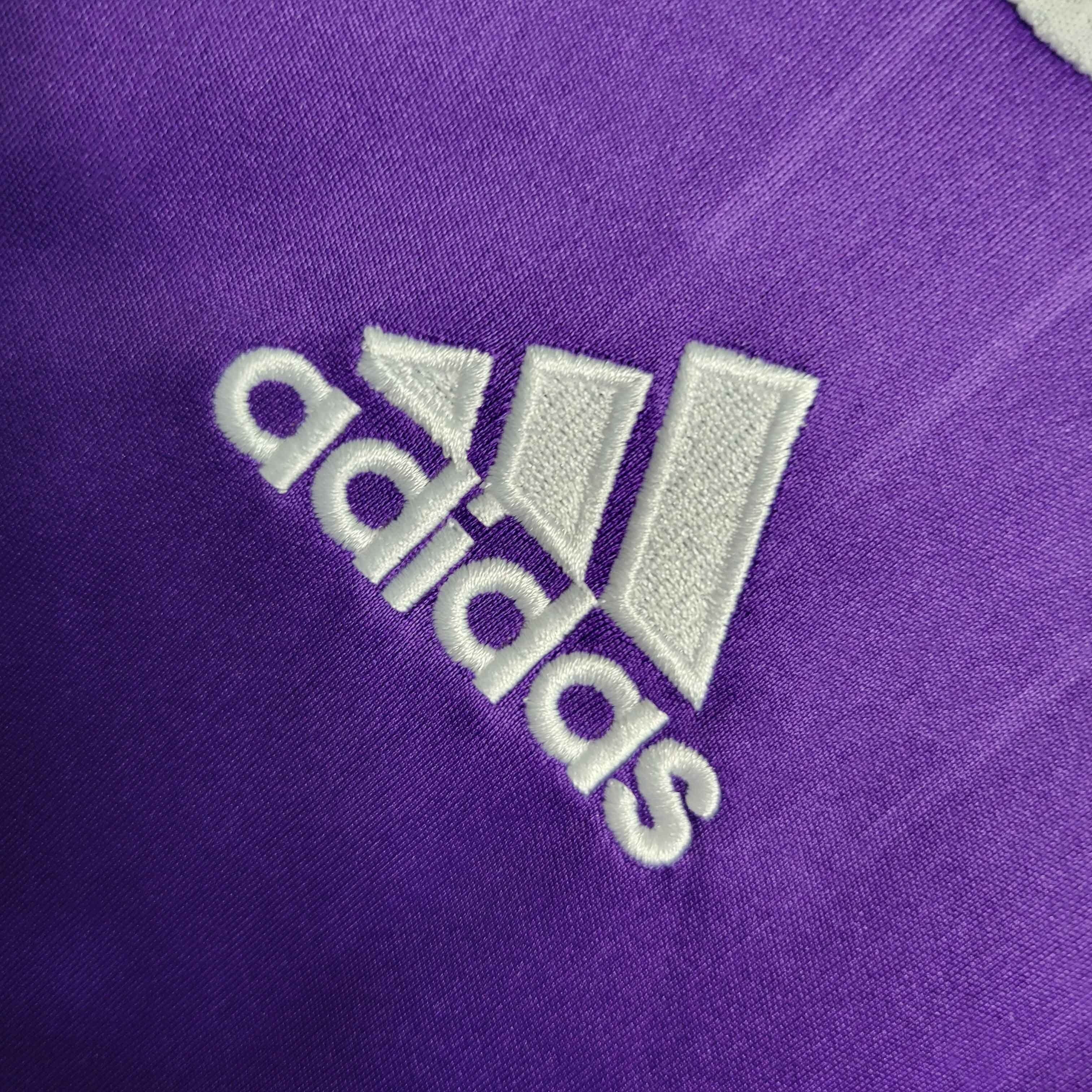 Camisa Pronta Entrega Real Madrid Away 2006/07 - Adidas Retrô Masculina - Roxa/Branca