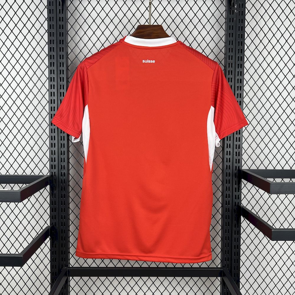 Camisa Pronta Entrega Seleção Suíça Home 2026/27 - Puma Torcedor Masculina - Vermelha/Branca