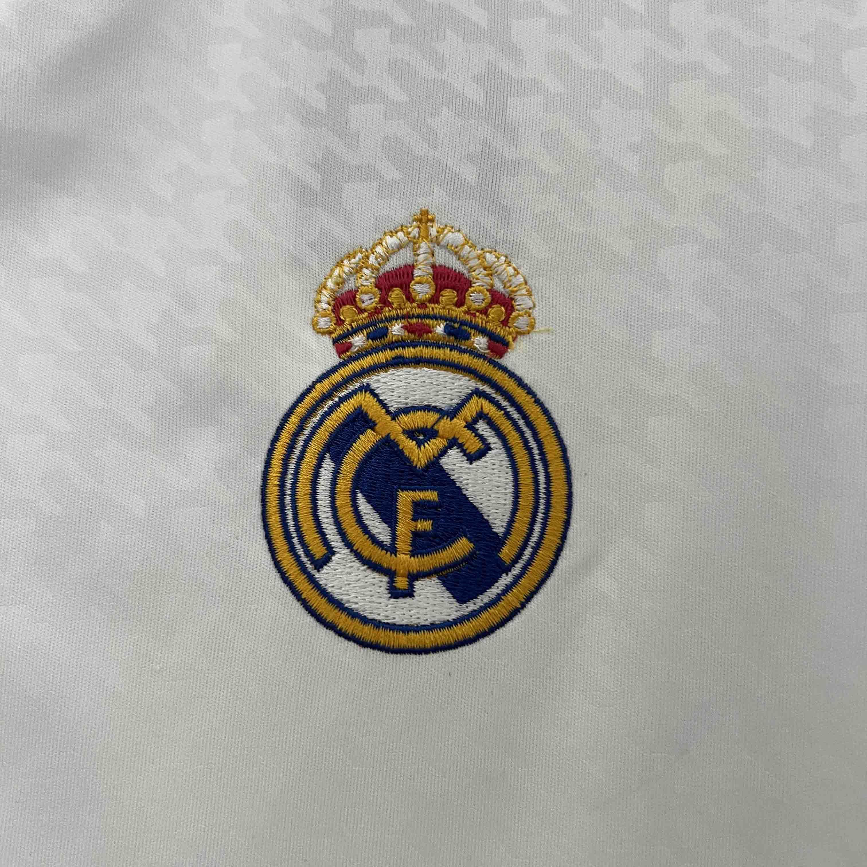 Camisa Pronta Entrega Real Madrid Home 2024/25 - Adidas Torcedor Masculina - Branca/Preta