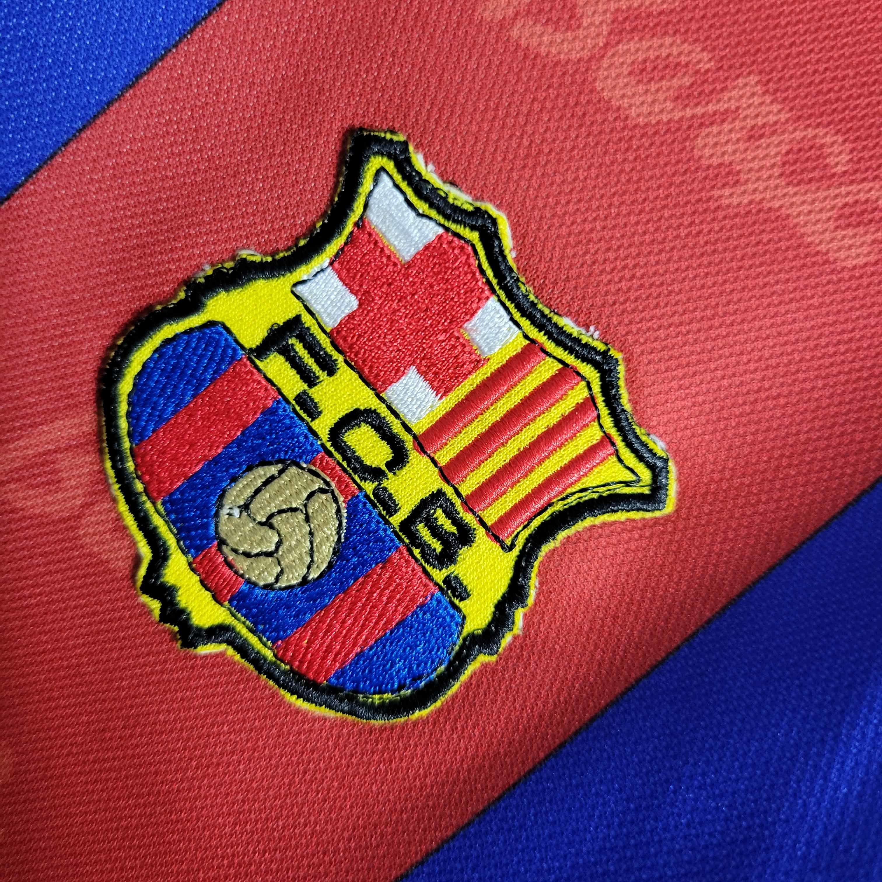 Camisa Pronta Entrega Barcelona Home 1996/97 - Kappa Retrô Masculina - Vermelha/Azul